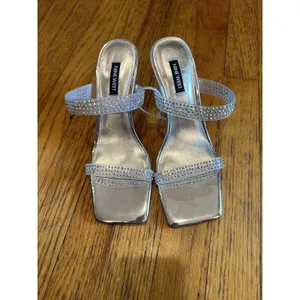 Nine West Darla Dress Sandals Women Sparkle Formal Heels Shoes Size 8M GUC thumbnail 2