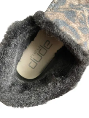Hey Dude Denny Leopard Booties Women’s Size 11 Plush Faux Fur Comfy Cozy thumbnail 5