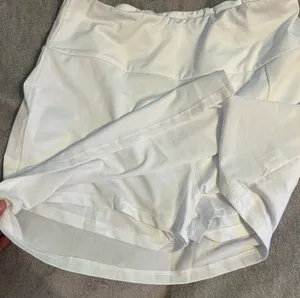 white tennis skirt thumbnail 3