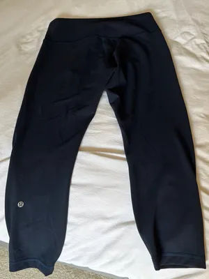 Lululemon women’s navy 23 inch crop wunder under train leggings size 12 thumbnail 3
