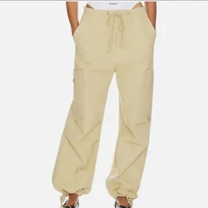 BY.DYLN Lexi Cargo Pants in light khaki S NWT thumbnail 2