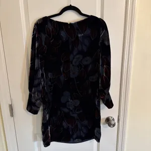 Ann Taylor Navy Floral Velvet Puff Sleeve Dress Size 2 thumbnail 5