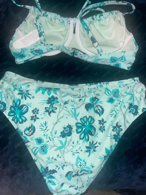 Cupshe Bikini Floral Set thumbnail 3