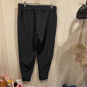 Cozy relaxed Nike dri-fit lightweight pants joggers pockets tapered leg pull on thumbnail 4