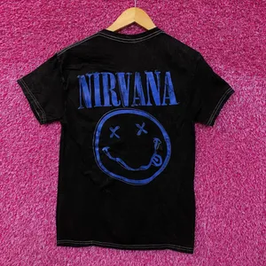 Nirvana Nevermind Dead Smiley Dual Side Grunge Band Tee S thumbnail 3