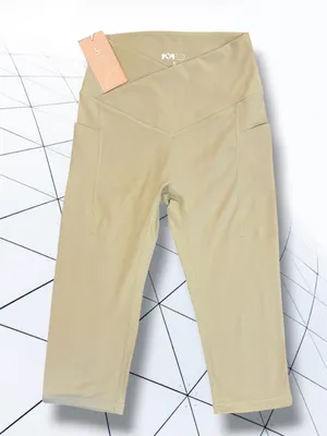 POPFLEX NWT Crisscross Hourglass Capri Leggings Pistachio Color Size Small thumbnail 1