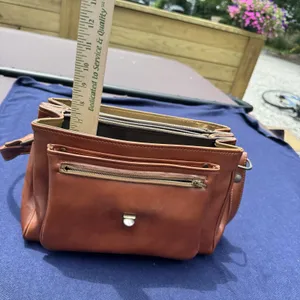 Vintage 70s Cognac Brown Leather Shoulder Bag with Gold Turn Lock thumbnail 8