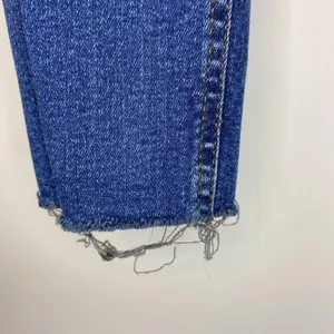 TopShop Moto Jeans 26×25.5 Cropped Skinny EUC thumbnail 6