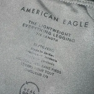 American Eagle lightweight everyday leggings buttery green size XL thumbnail 4
