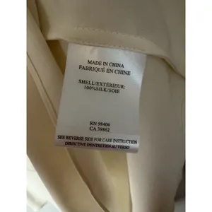 Theory 100% Silk Ivory V Neck Blouse Long Sleeve Women's Sz S EUC thumbnail 4