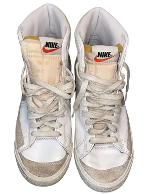 Nike Blazer Mid '77 White Suede High Top Sneakers Women's US 8 CZ5063-100 thumbnail 1