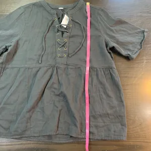 Old Navy Black Lace-Up Peplum Blouse M NWT Boho Cottagecore Festival Top Witchy Soft Goth thumbnail 7