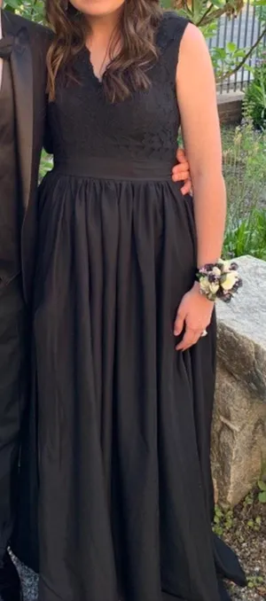 Black Formal Dress Size 6 thumbnail 3