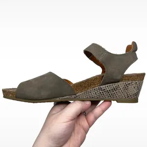 Taos “Traveler” Taupe Leather Wedge Sandals Hook & Loop Closure Women’s 8-8.5 thumbnail 11