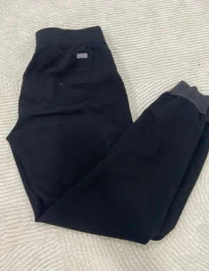 FIGS Scrub Pants thumbnail 1