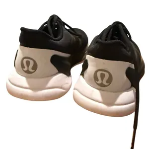 Lululemon Blissfeel 2 Running Shoes – Women’s Size 6 thumbnail 4