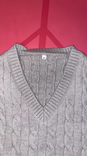 Grey vest thumbnail 2