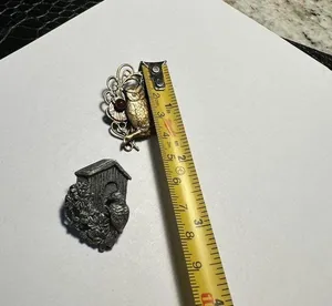 Lot of 2 Bird House And An Owl Brooch Pins 1 By Birds & Blooms 1997 thumbnail 5