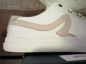 Women’s neutral Sperry thumbnail 4