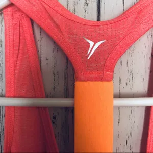 Old Navy Women’s Orange Athletic Tank Sz M thumbnail 7