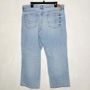 American Eagle Light Wash Straight Jeans thumbnail 8
