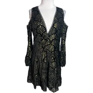 Alice + Olivia Aria Metallic cold shoulder‎ mini dress Sz 6 thumbnail 8