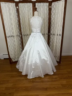 Beautiful Vintage 90s Gloria Vanderbilt Empire Waist Wedding Gown thumbnail 4