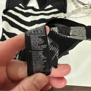 Forever 21 Black & White Zebra Print Sleeveless Bodycon Dress Size M‎ thumbnail 6