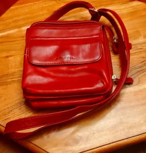 Fossil Genuine Leather Crossbody Bag thumbnail 1
