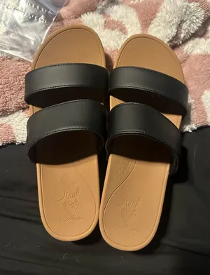 Reef Sandals  thumbnail 1