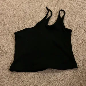 Princess Polly size 2 blouse‎ thumbnail 2