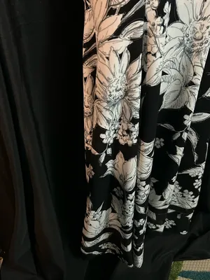 Calvin Klein Women’s Black & White Floral Print Dress SZ 6 NWT thumbnail 8