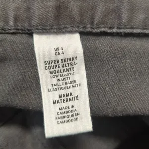 H&M &Denim Woman's Size‎ 4 Black Super Skinny Pull-on Maternity Pants Raw Hem thumbnail 9