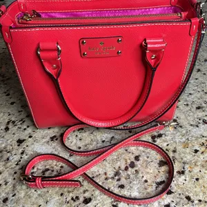 kate spade Red Wellesley Small Quinn Top Handle Crossbody Leather Bag - EUC thumbnail 7