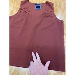 Pleione Cropped Blouse Top Womens XL Brown Sleeveless V-Neck Pleated Hipster B61 thumbnail 3