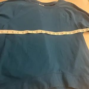 Danskin Blue 3/4 Sleeve Sweatshirt Large thumbnail 4