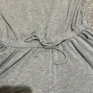 Pink Lily Gray‎ Ruffle Short Romper size small thumbnail 3