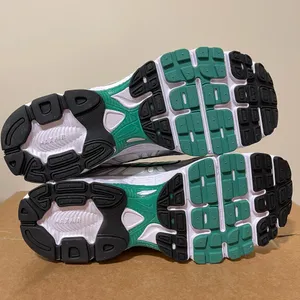 Nike Air Max Moto 2K White Stadium Green HQ2056-102 Size Womens 14.5 Mens 13 NEW thumbnail 5