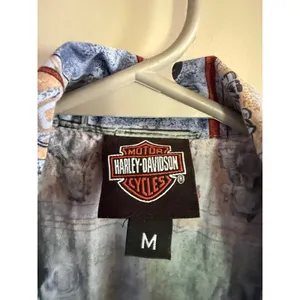 Harley-Davidson Womens All Over‎ Print Motorcycle Sleeveless Button Down Shirt M thumbnail 2