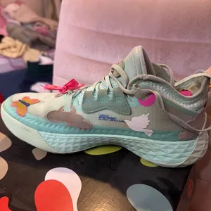 Adidas Harden Vol. 5 Basketball Shoes thumbnail 3