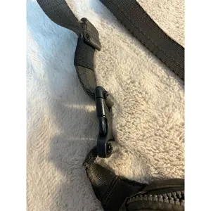 Vuori Unisex Hip Pack Waist Bag Army Green Adjustable Strap thumbnail 8
