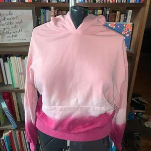 Wildfox pink barbiecore tie dye cropped M cozy hoodie thumbnail 3