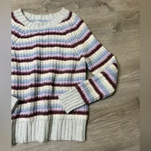 •AMERICAN EAGLE• MULTICOLOR STRIPE SWEATER thumbnail 2