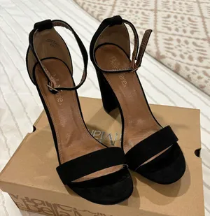 Bella Marie Black Heels thumbnail 1