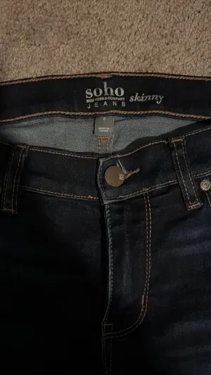 High waisted, dark washed jeans thumbnail 3