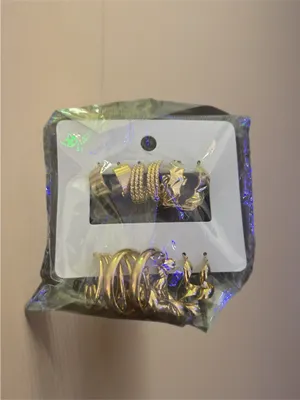 Gold Boutique Earrings thumbnail 2