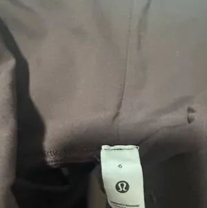 Shorts Lululemon thumbnail 2