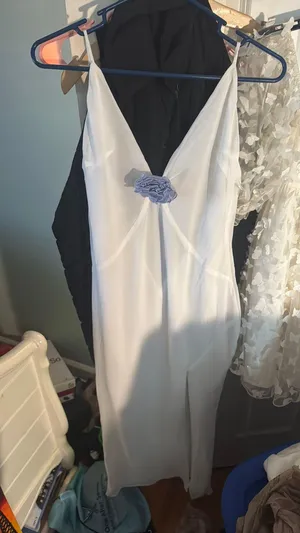 White Dress thumbnail 1