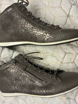 Ecco Women’s Taupe Lace-Up High-Top Boots with Side Zip size 9)9.5 USA thumbnail 3