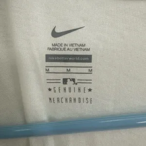 Nike Size Medium Shirt White Chicago Cubs Short Sleeve V Neck Baseball‎ Tee MLB thumbnail 4